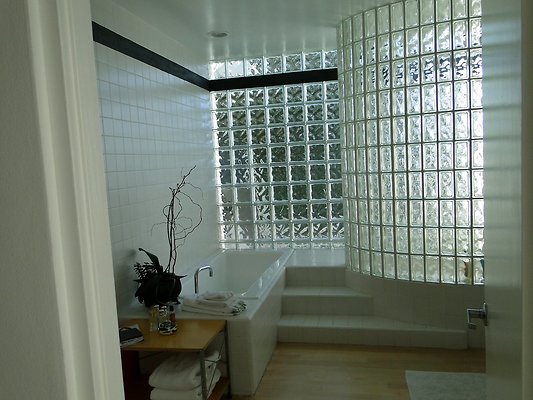 CrownridgeDrive3531 2015-02-09 TJW 016