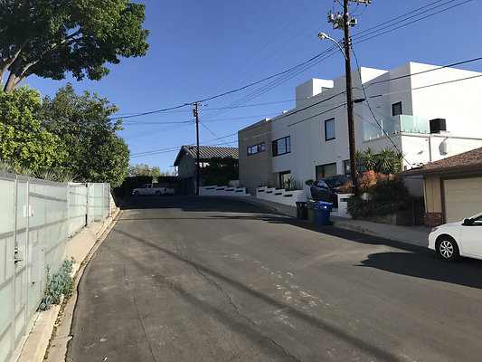 EstrondoDrive4533 2017-04-01 STST 085