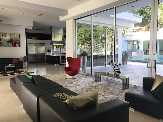 EstrondoDrive4533 2017-04-01 STST 011