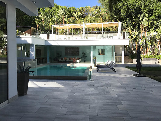 EstrondoDrive4533 2017-04-01 STST 020