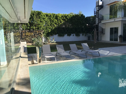 EstrondoDrive4533 2017-04-01 STST 034