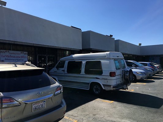 Stripmall Church20180929JTRK003