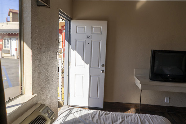 Paradise Motel20180917JH009 Paradise Motel20180917JH009