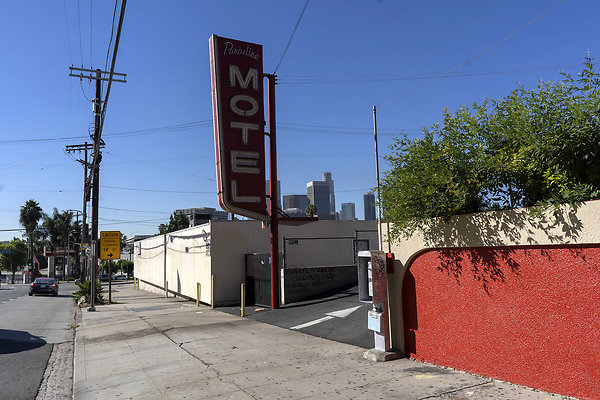 Paradise Motel20180917JH021 Paradise Motel20180917JH021