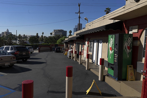 Paradise Motel20180917JH028 Paradise Motel20180917JH028