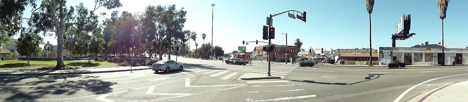 Lincoln Hts - Main &amp; Mission &amp; Valley Blvds Porsche Interesction