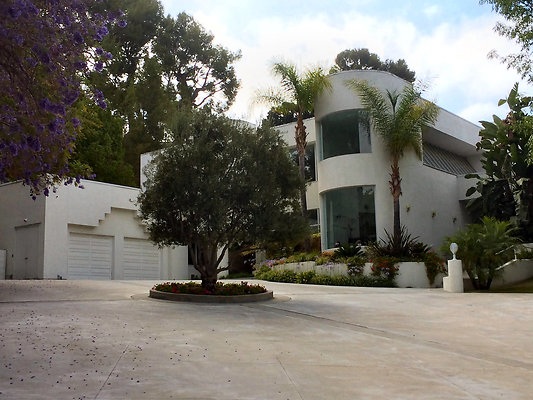 Tarzana Beach House Cheat