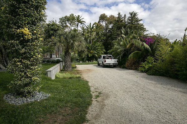 CliffsideDr2889120181003JH003 CliffsideDr2889120181003JH003