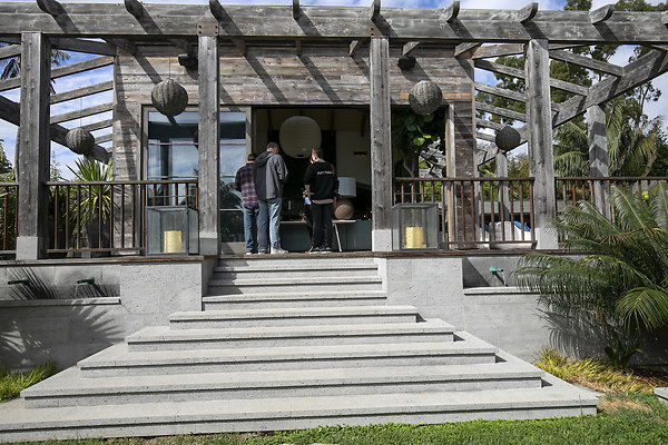 CliffsideDr2889120181003JH060