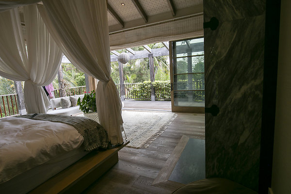 CliffsideDr2889120181003JH032 CliffsideDr2889120181003JH032