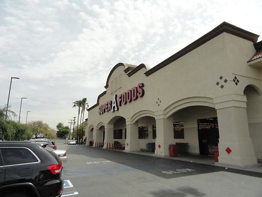 DSC04686 - POV Westside Entrance \(from approx 80 ft back\) DSC04686 - POV Westside Entrance \(from approx 80 ft back\)