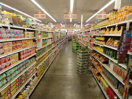 DSC04708 - Center Aisle \(can be dressed as Alt Condiment Aisle\) DSC04708 - Center Aisle \(can be dressed as Alt Condiment Aisle\)