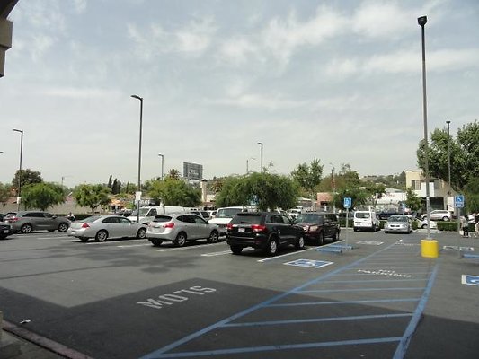 DSC04698 - POV Leftside into the Parking Lot \(from westside sidewalk\)